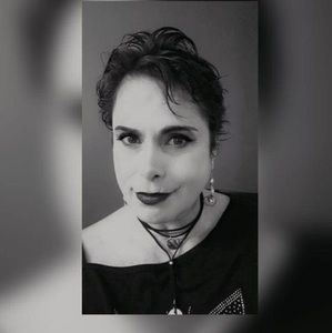 Meet your Posher, Ivette